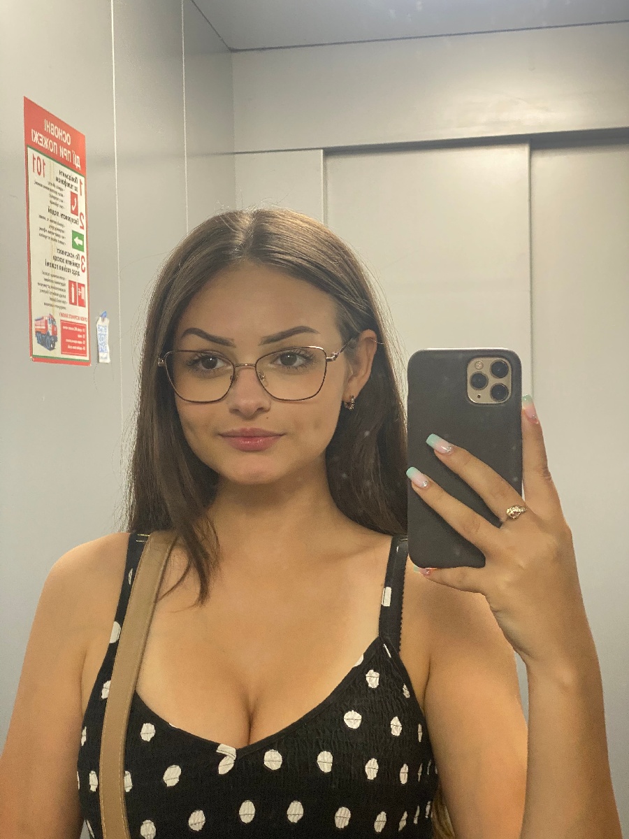 Sexy model Stacy in Jakarta