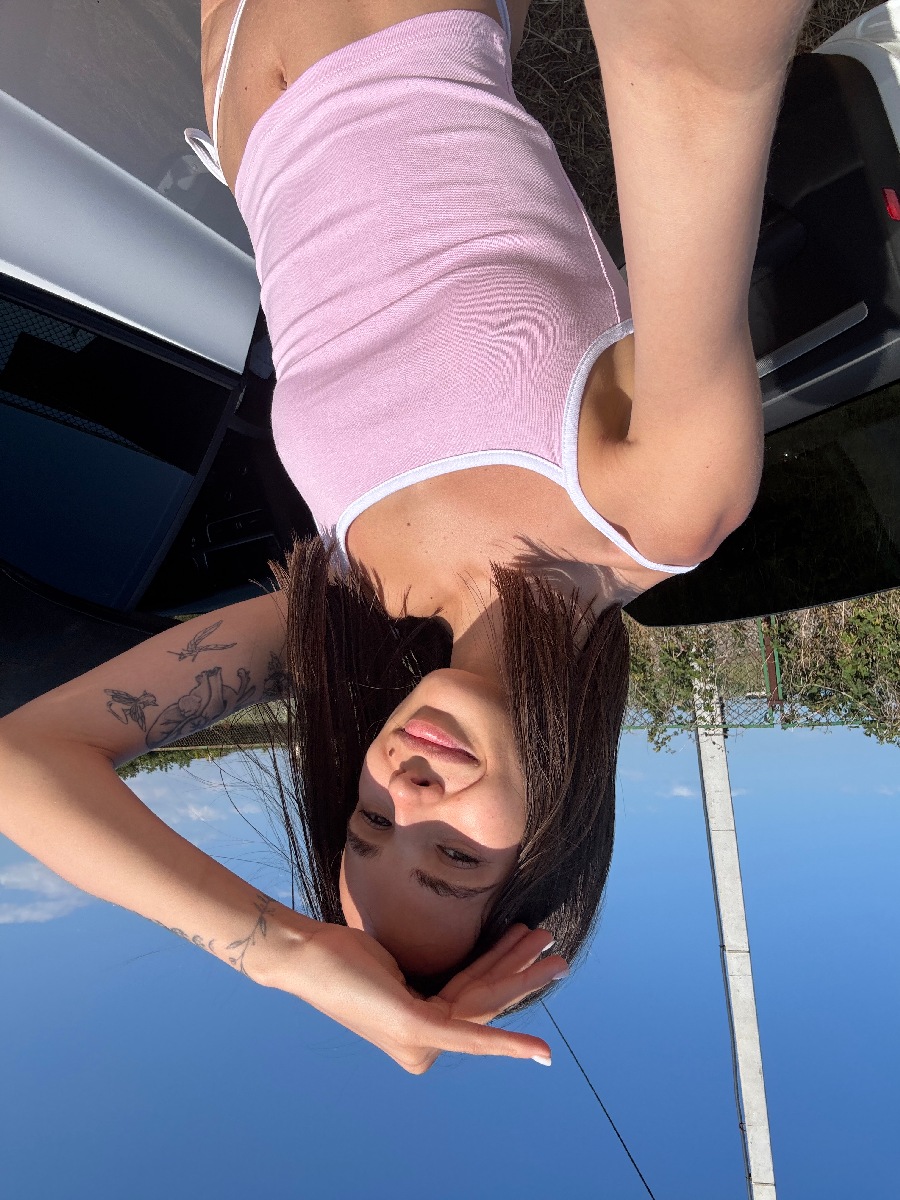 Sexy model Tina in Jakarta